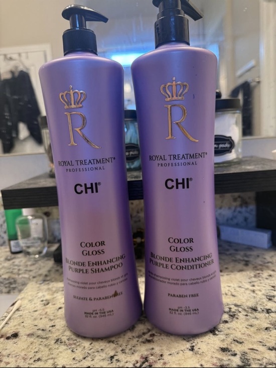 Royal treatment Other - Royal Treatment Color Gloss Blonde Enhancing Purple Shampoo - Purple